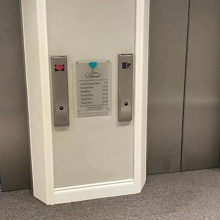 Beautiful Apartment Very Close To The Beach 브라이턴 외부 사진